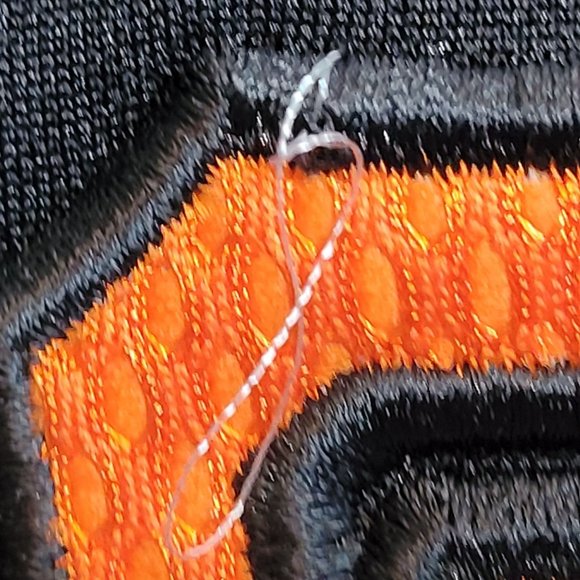 SF Giants Majestic Thermabase MLB Pullover Shirt Medium Polyester - Picture 3 of 14